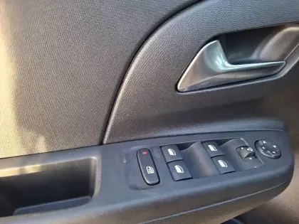 Photo 15 Opel Corsa  1.2 Turbo 100 ch BVM6