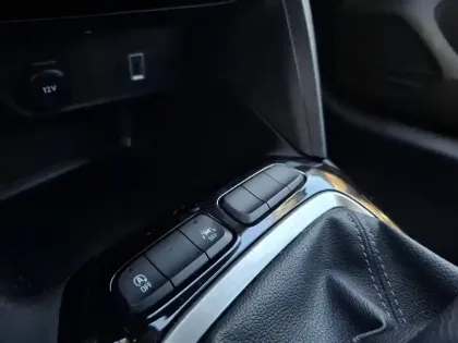 Photo 37 Opel Corsa  1.2 Turbo 100 ch BVM6