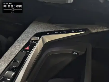 Photo 19 Peugeot 3008  Hybrid 136 e-DCS6