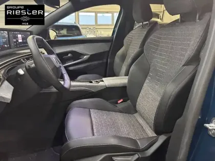 Photo 10 Peugeot 3008  Hybrid 136 e-DCS6