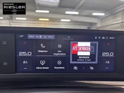 Photo 18 Peugeot 3008  Hybrid 136 e-DCS6