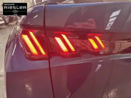 Photo 16 Peugeot 3008  Hybrid 136 e-DCS6