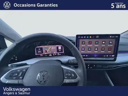 Photo 10 Volkswagen Golf  1.5 eTSI EVO2 116 DSG7