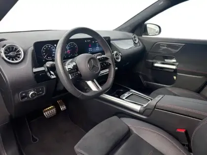 Photo 41 Mercedes GLA  200 7G-DCT