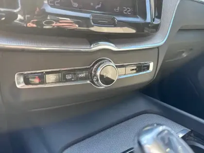 Photo 20 Volvo Xc60  T8 Twin Engine 320+87 ch Geartronic 8