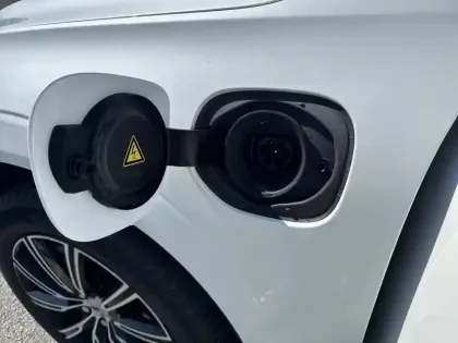 Photo 7 Volvo Xc60  T8 Twin Engine 320+87 ch Geartronic 8