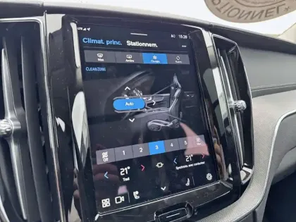 Photo 13 Volvo Xc60  T8 AWD Hybride rechargeable 310 ch+145 ch Geartronic 8