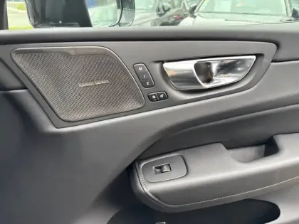 Photo 19 Volvo Xc60  T8 AWD Hybride rechargeable 310 ch+145 ch Geartronic 8