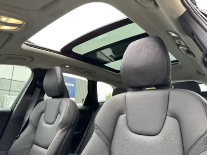 Photo 22 Volvo Xc60  T8 AWD Hybride rechargeable 310 ch+145 ch Geartronic 8