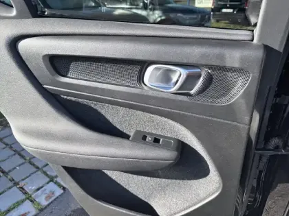 Photo 26 Volvo Xc40  Recharge 231 ch 1EDT