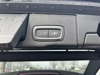 Photo 30 Volvo Xc60 Gén. II Ph2 Evo Ultra Style Chrome 5