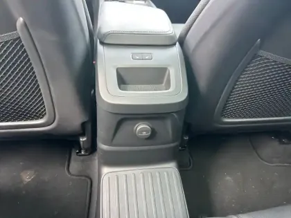 Photo 25 Volvo Xc60 Gén. II Ph2 Evo Ultra Style Chrome 5