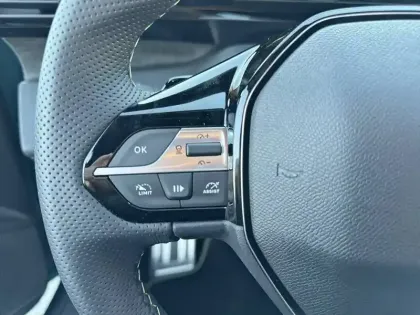 Photo 34 Peugeot 308  Hybrid 145 e-DCS6