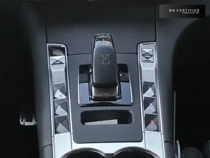 Photo 21 DS Ds 7 DS7 Crossback Hybride 300 E-Tense EAT8 4x4