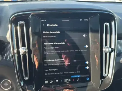 Photo 29 Volvo Xc40  B3 163 ch DCT7