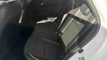 Photo 20 Kia Stonic  1.0 T-GDi 120 ch MHEV BVM6