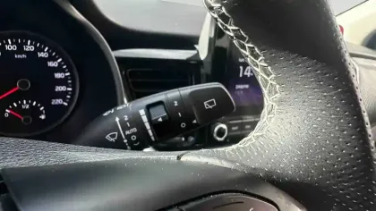 Photo 17 Kia Stonic  1.0 T-GDi 120 ch MHEV BVM6