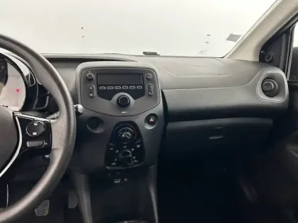 Photo 11 Toyota Aygo  Pro 1.0 VVT-i