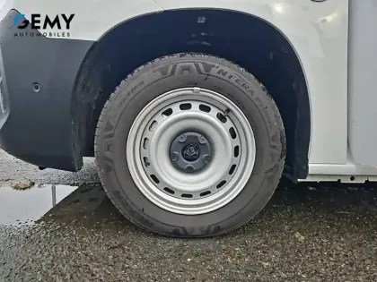 Photo 44 Peugeot Partner  FOURGON M 650 KG BLUEHDI 100 S&S BVM6