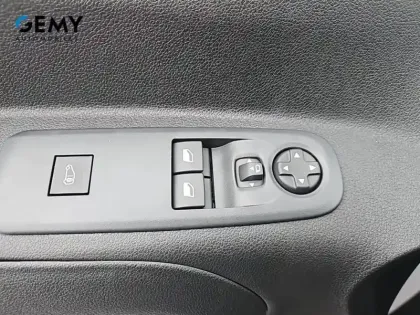 Photo 51 Peugeot Partner  FOURGON M 650 KG BLUEHDI 100 S&S BVM6