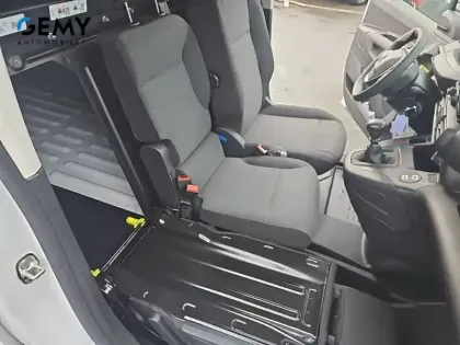 Photo 47 Peugeot Partner  FOURGON M 650 KG BLUEHDI 100 S&S BVM6