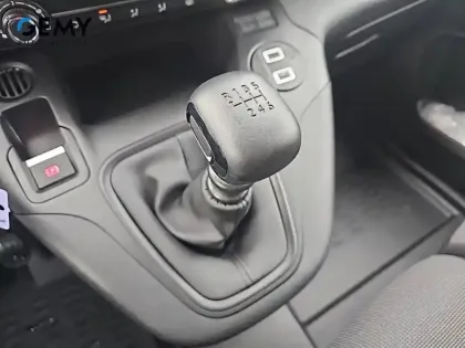 Photo 62 Peugeot Partner  FOURGON M 650 KG BLUEHDI 100 S&S BVM6