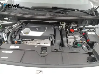 Photo 40 DS DS 7 DS7 Crossback Hybride E-Tense 225 EAT8