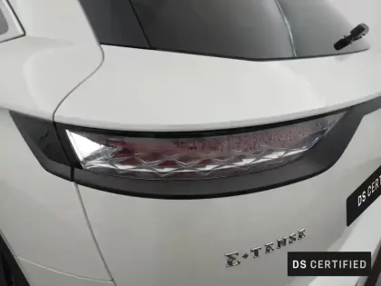 Photo 81 DS DS 7 Gén. I Ph1 NG Performance Line + 5