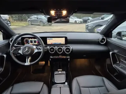 Photo 9 Mercedes Classe A  180 7G-DCT