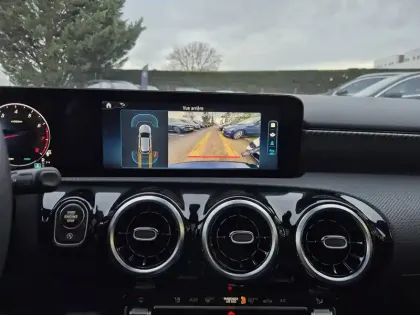 Photo 19 Mercedes Classe A  180 7G-DCT