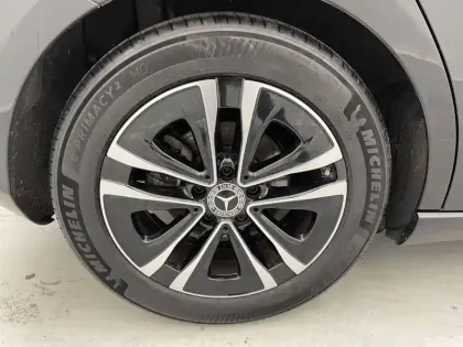 Photo 80 Mercedes Classe A  180 7G-DCT