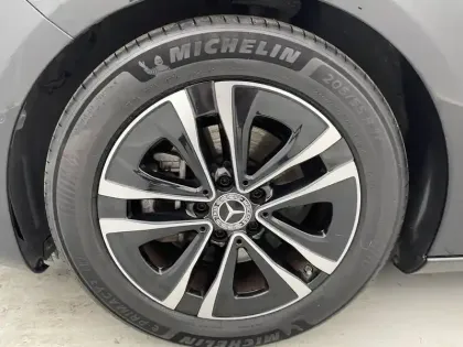 Photo 17 Mercedes Classe A  180 7G-DCT