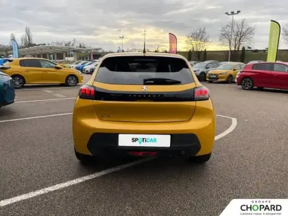 Photo 101 Peugeot 208  PureTech 100 S&S BVM6