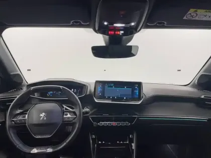 Photo 29 Peugeot 208  Electrique 50 kWh 136ch