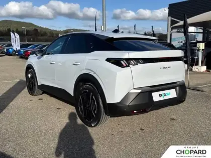 Photo 28 Peugeot 3008  Electrique 210 ch 73 kWh