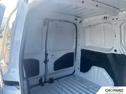 Photo 18 Peugeot Partner  FOURGON STANDARD 650 KG BLUEHDI 100 S&S BVM6