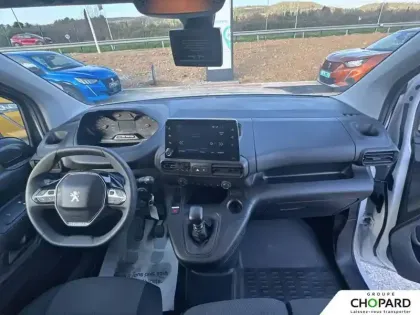 Photo 32 Peugeot Partner  FOURGON STANDARD 650 KG BLUEHDI 100 S&S BVM6
