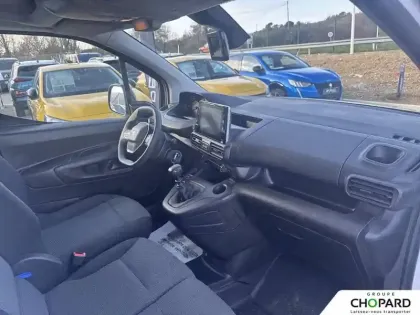 Photo 33 Peugeot Partner  FOURGON STANDARD 650 KG BLUEHDI 100 S&S BVM6