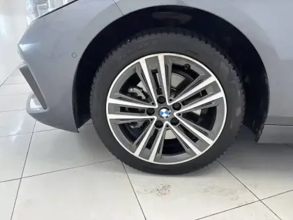 Photo 9 BMW Serie 1 118d 150 ch BVA8