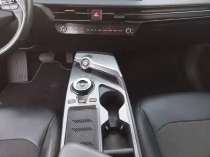 Photo 10 Kia Ev6  229 ch