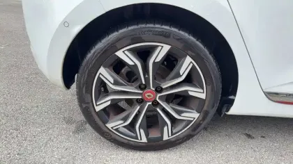 Photo 32 Renault Clio  TCe 130 EDC FAP