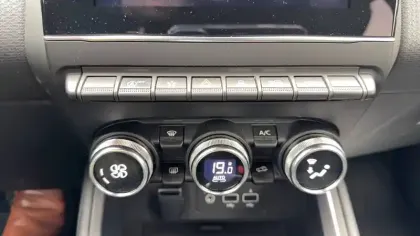 Photo 17 Renault Clio  TCe 130 EDC FAP