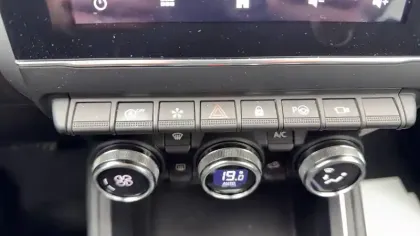 Photo 18 Renault Clio  TCe 130 EDC FAP