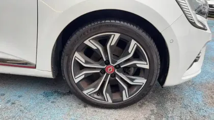 Photo 38 Renault Clio  TCe 130 EDC FAP