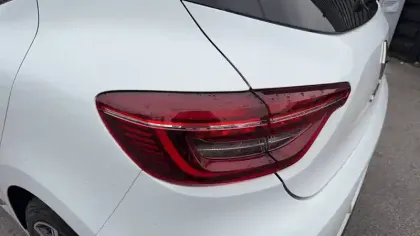 Photo 28 Renault Clio  TCe 130 EDC FAP