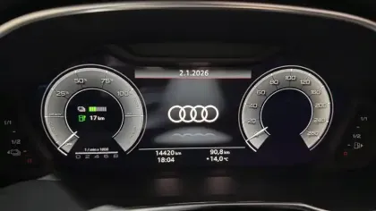 Photo 16 Audi Q3  Sportback 45 TFSIe  245 ch S tronic 6