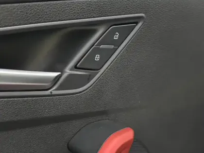 Photo 12 Audi Q2  35 TFSI COD 150 BVM6