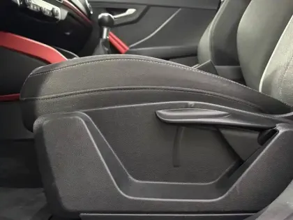 Photo 14 Audi Q2  35 TFSI COD 150 BVM6