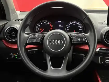 Photo 17 Audi Q2  35 TFSI COD 150 BVM6