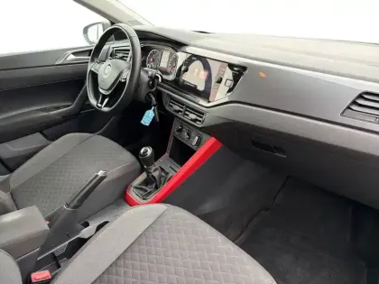 Photo 8 Volkswagen Polo  1.0 TSI 95 S&S BVM5